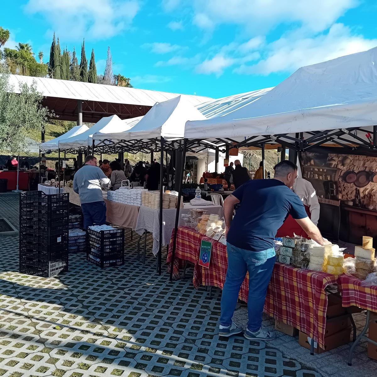 Edición anterior del Mercado de Quesos de Málaga, celebrado en Coín