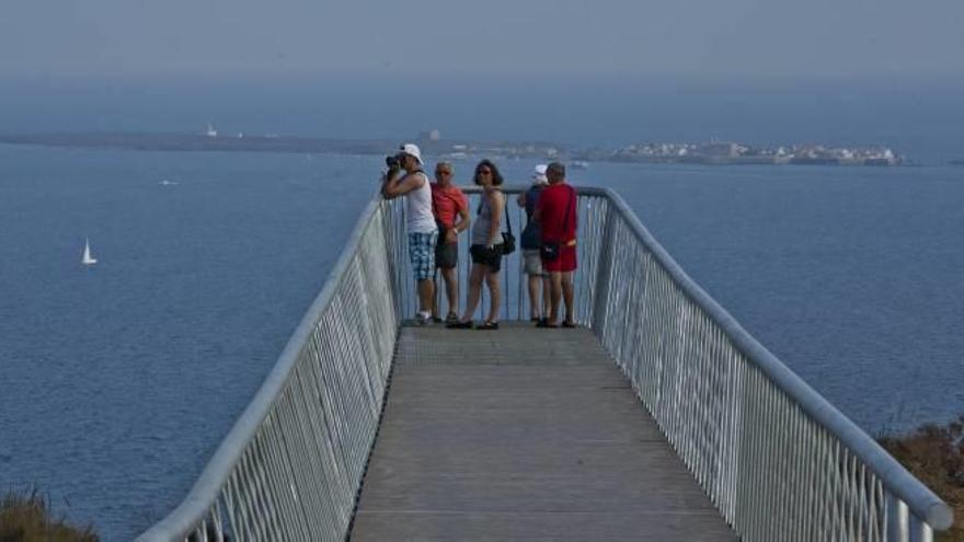 Santa Pola abre el mirador del faro tras recepcionar la obra