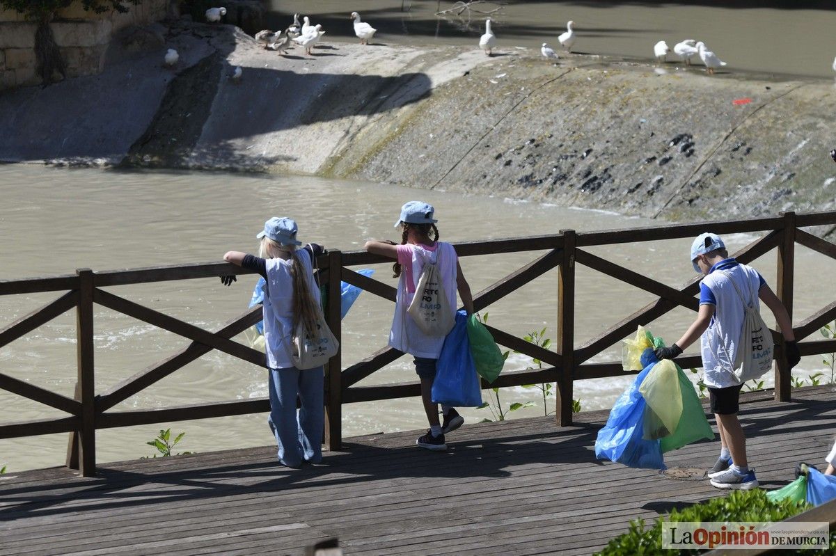 Todas las imágenes del reto de limpieza del río Segura en Murcia