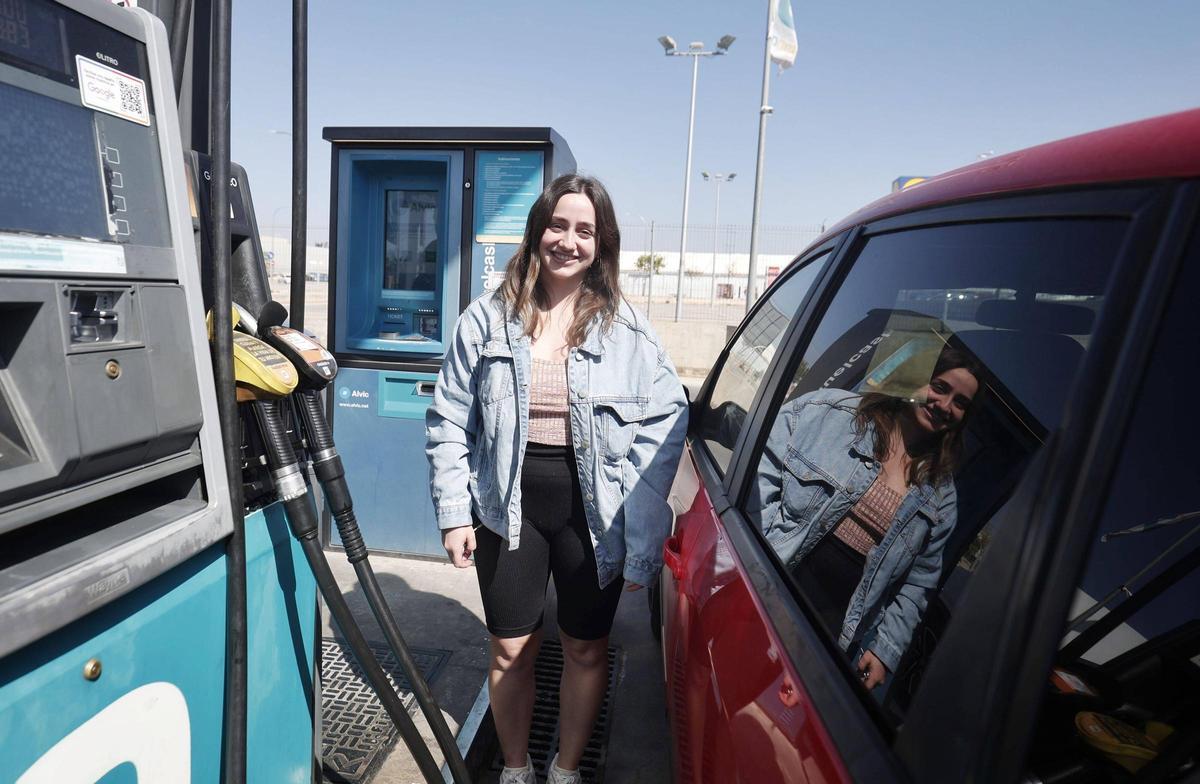 Maite Orrite, sobre el descuento en el IVA de la gasolina: "Está bien que lo bajen estos meses, pero lo ideal sería que se mantuviera".