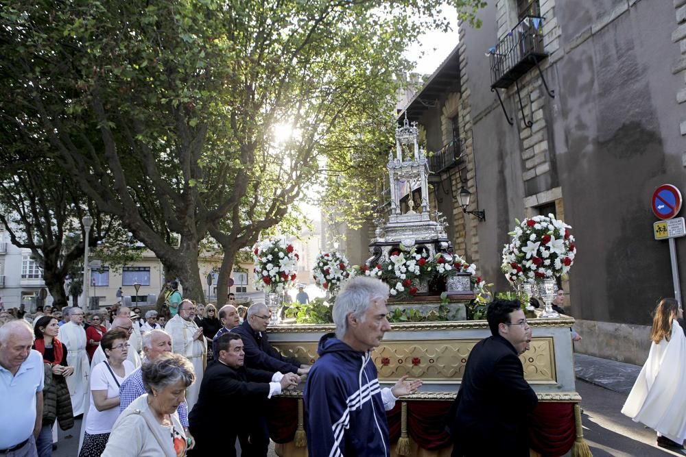 Corpus Christi en la iglesia de San Pedro (Gijón)