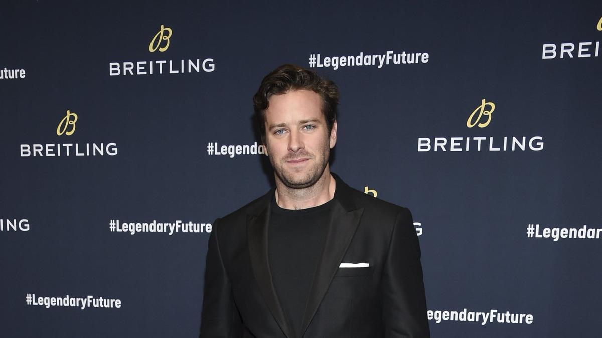 Lo de Armie Hammer y el canibalismo no para... Ahora, otra ex dice que quiso 'cocinarla'