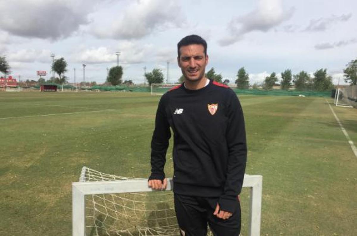 Lionel Scaloni, miembro del cuerpo técnico de Sampaoli en el Sevilla FC