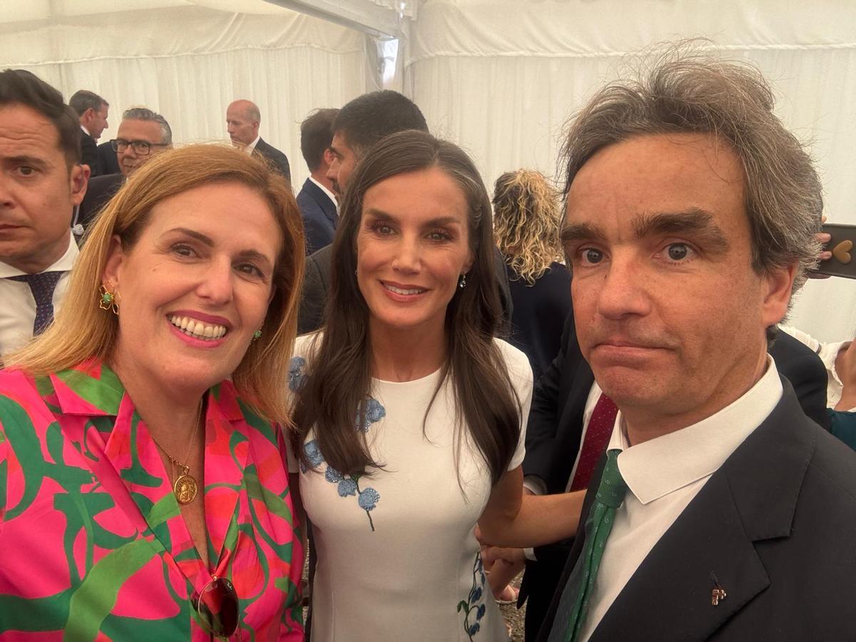 La Reina Letizia, reconocida por ECAEDU por su labor social