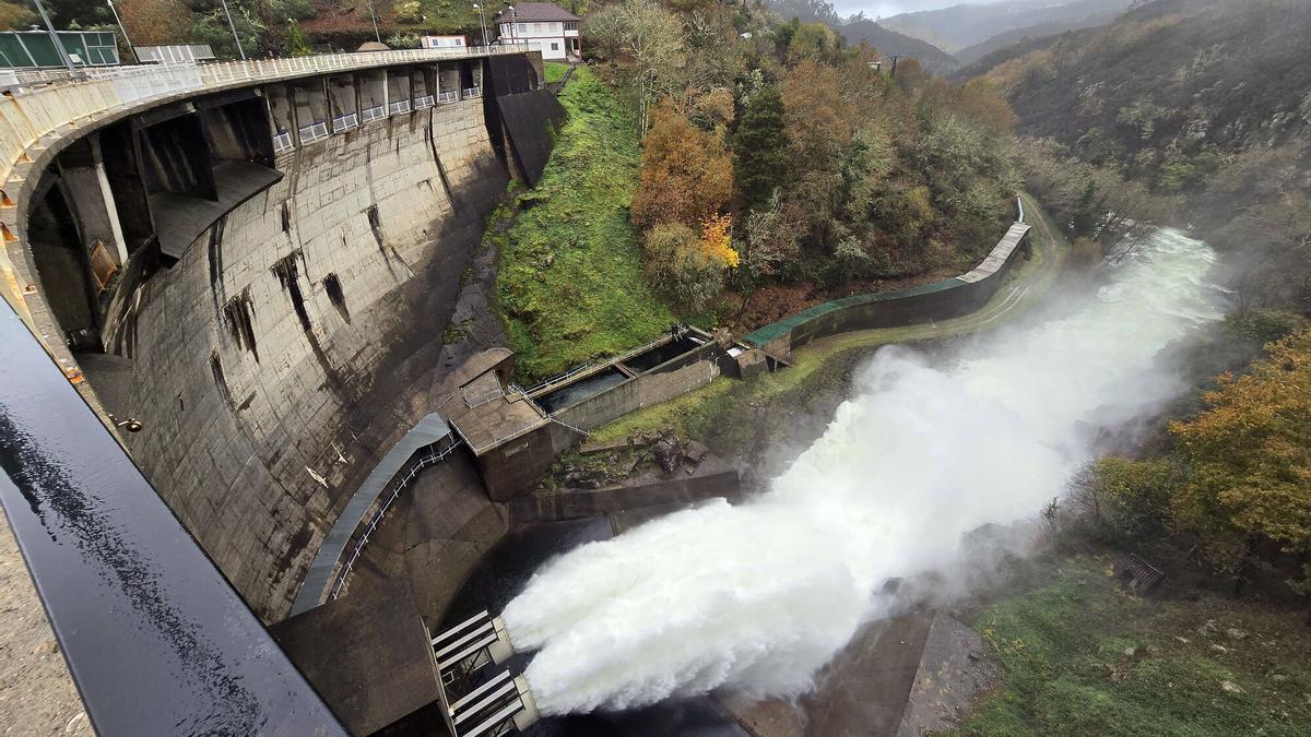 Arrancan las obras de la presa de Eiras
