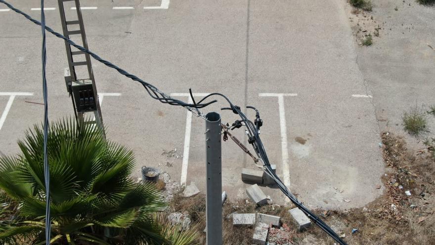 Un empresario denuncia un sabotaje del tendido eléctrico en Orihuela Costa