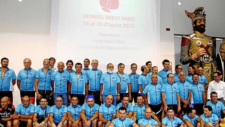 Els assistents a la presentació de la prova a Sant Fruitós de Bages