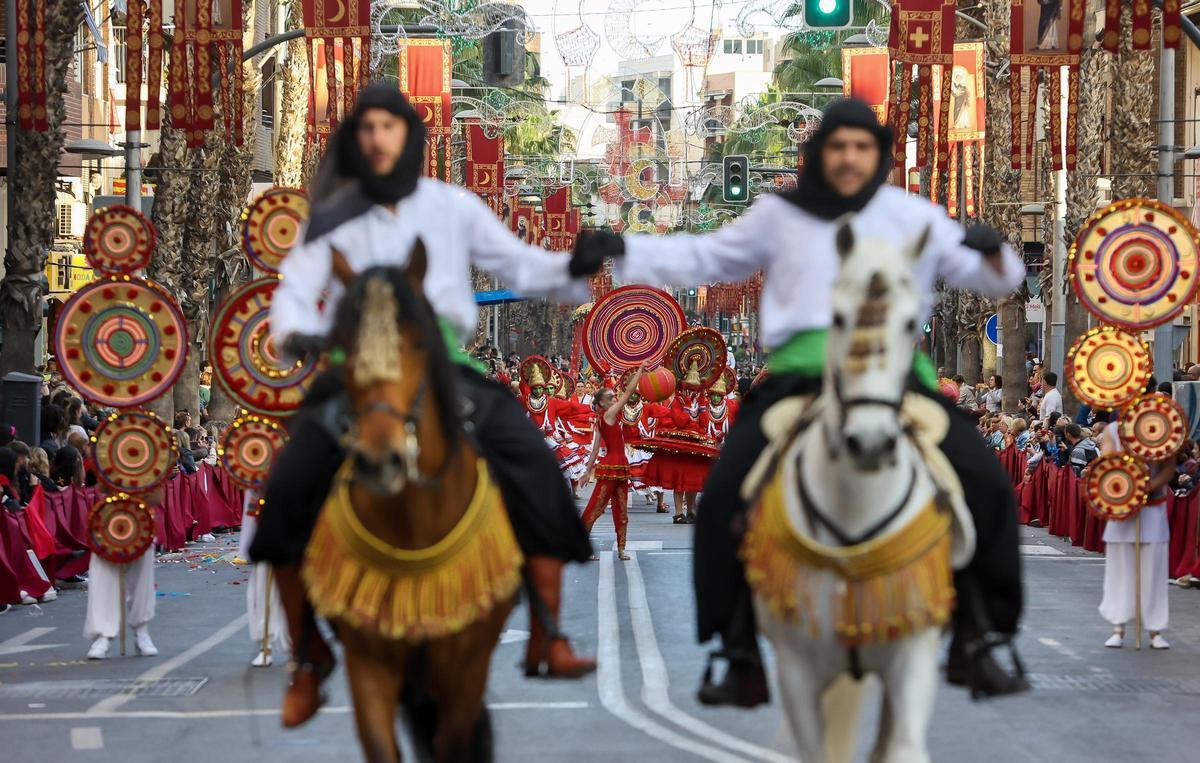 Entrada del bando Moro por las fiestas de San Vicente del Raspeig
