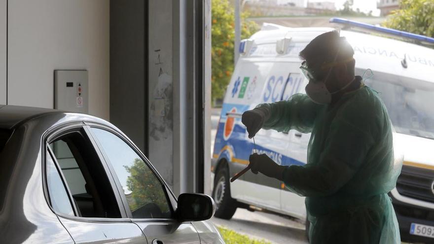 Coronavirus en Córdoba: UGT pide que se hagan tests rápidos a los sanitarios