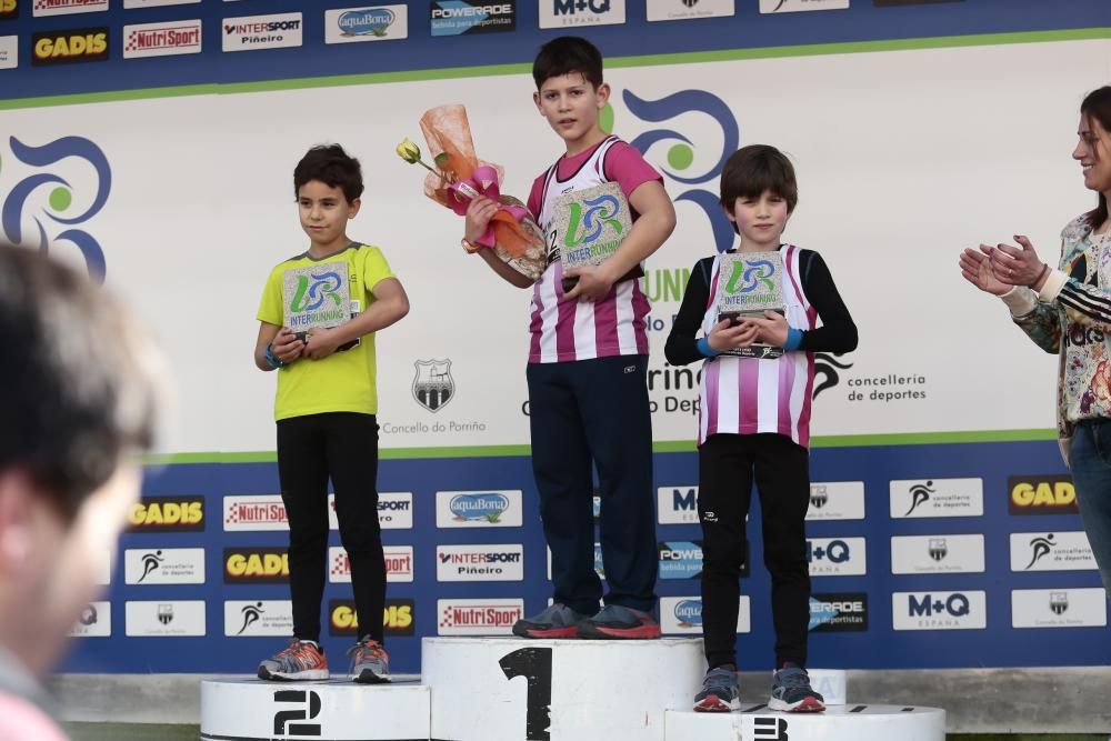 Más de dos mil deportistas corrieron esta mañana en la prueba que discurría por el centro de la ciudad del Louro