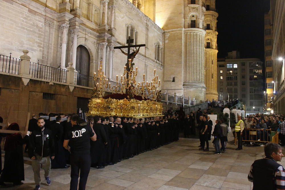 Estación de penitencia en la Catedral