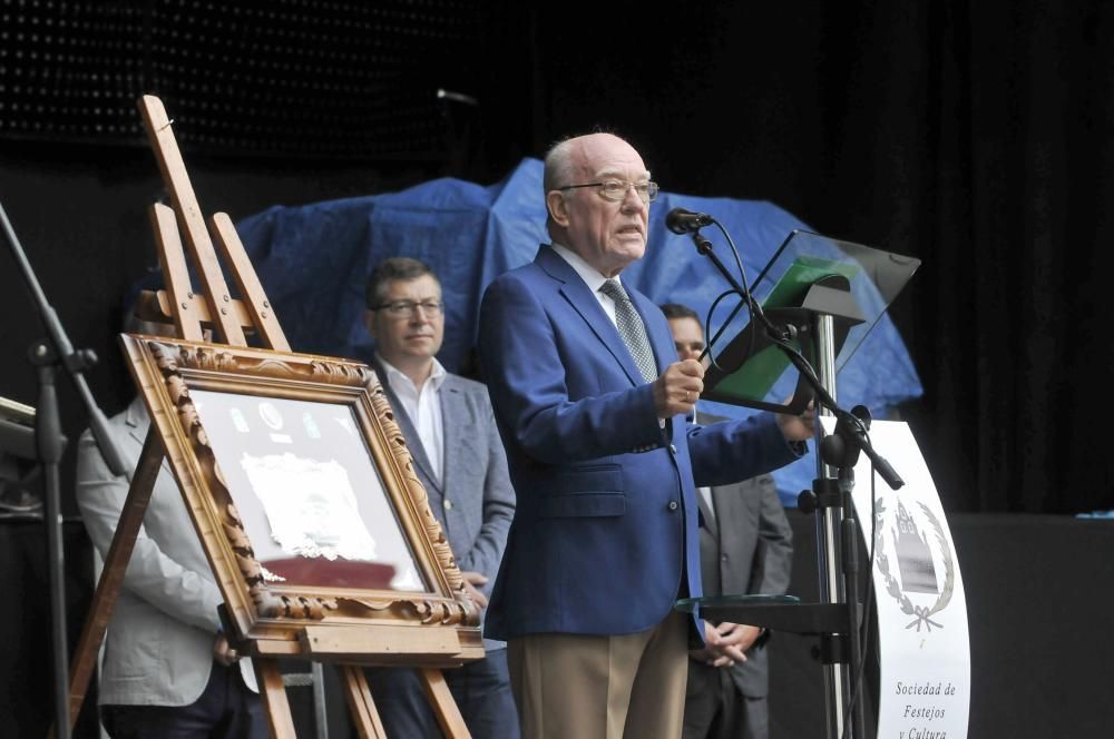 Día grande de las fiestas de El Carbayu en Langreo