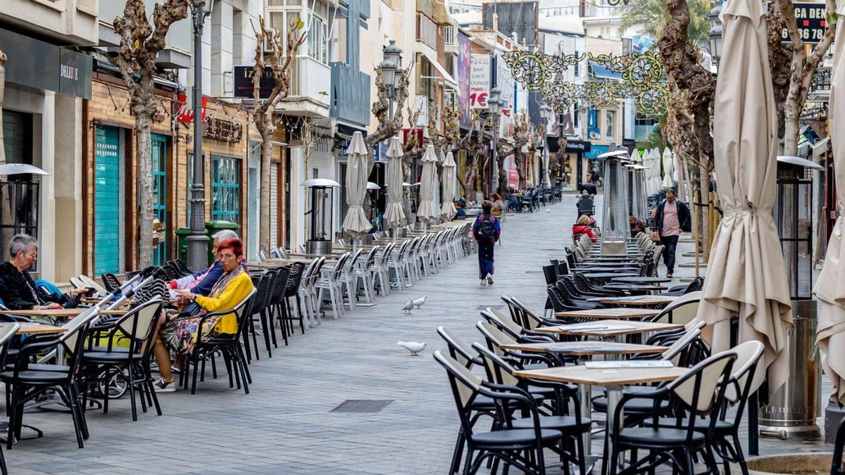 La hostelería de Benidorm arranca el año con el 50% de locales cerrados y pérdidas millonarias