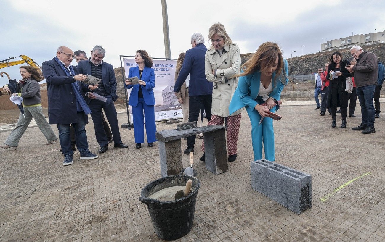 Primera piedra del Edificio de los Servicios Esenciales (ESE) en Gran Canaria