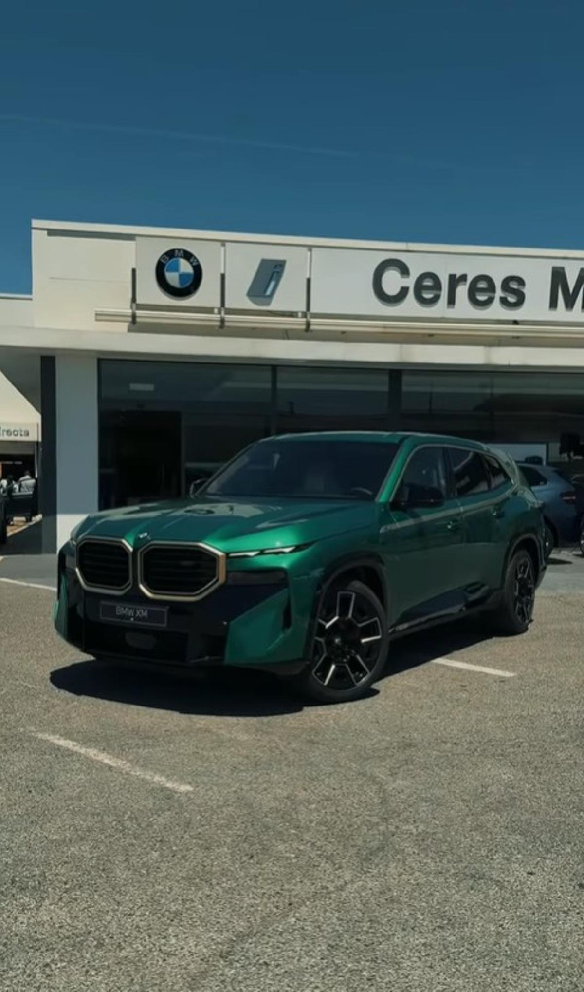 BMW XM, uno de los vehículos exclusivos de la marca