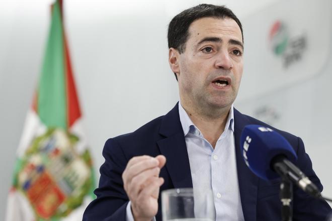 Pradales lanza un ultimátum a Sánchez para la cesión de la Seguridad Social y los puertos: No jueguen con el pueblo vasco