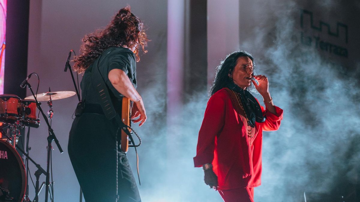 La Kaíta junto a La Tremendita en su espectáculo el martes.