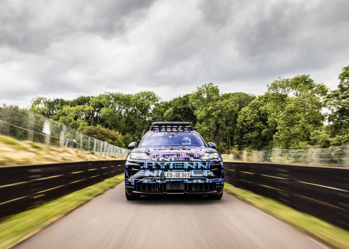 Porsche Cayenne Electric