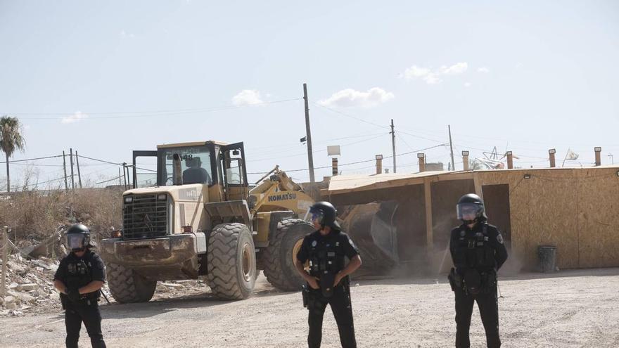 VÍDEO | Gran operación policial en Son Banya contra el tráfico de drogas y la construcción ilegal de casetas