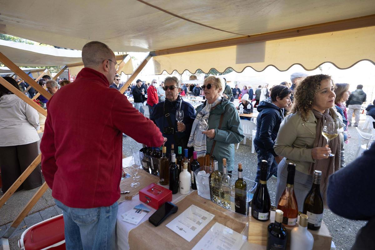 Todas las imágenes del concurso de tortilla de patata 'vermella' de Ibiza