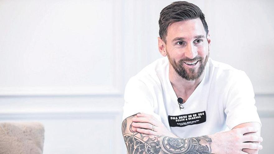 Leo Messi posant per l’entrevista.