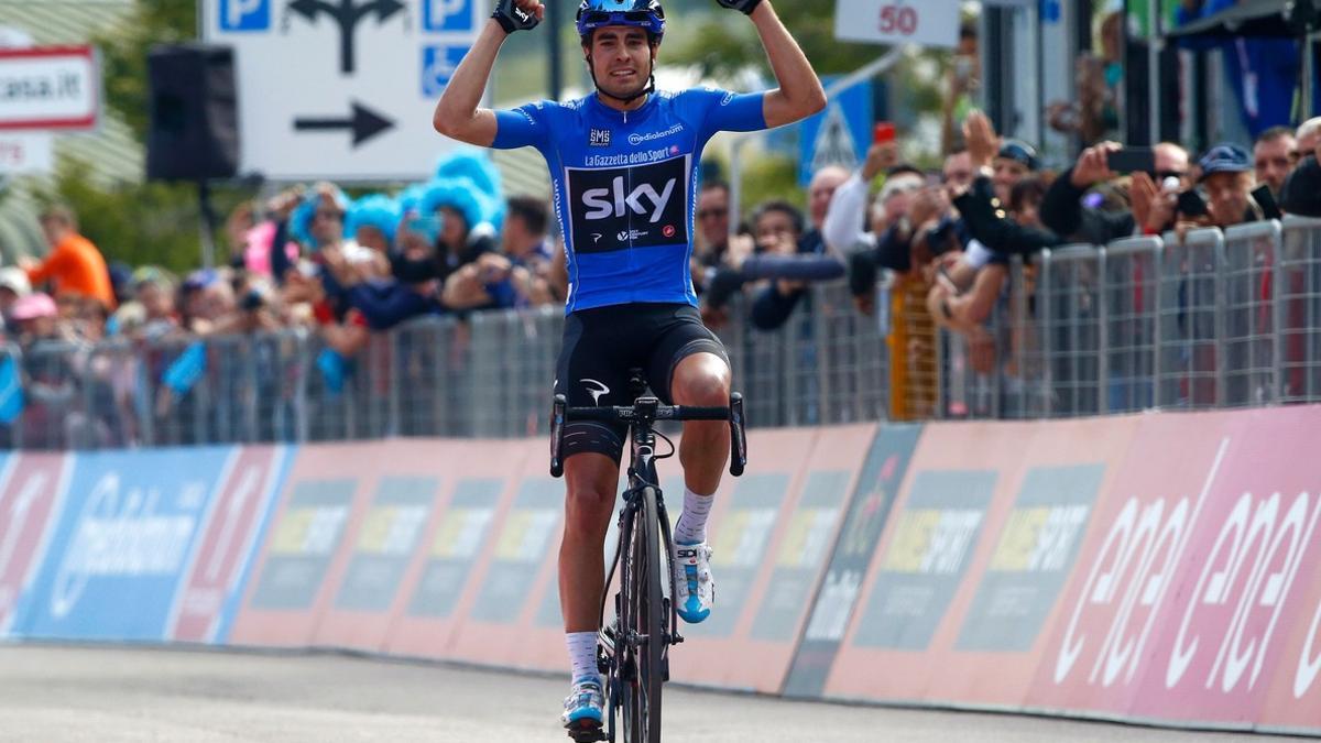 Mikel Landa entra vencedor en Piencavallo