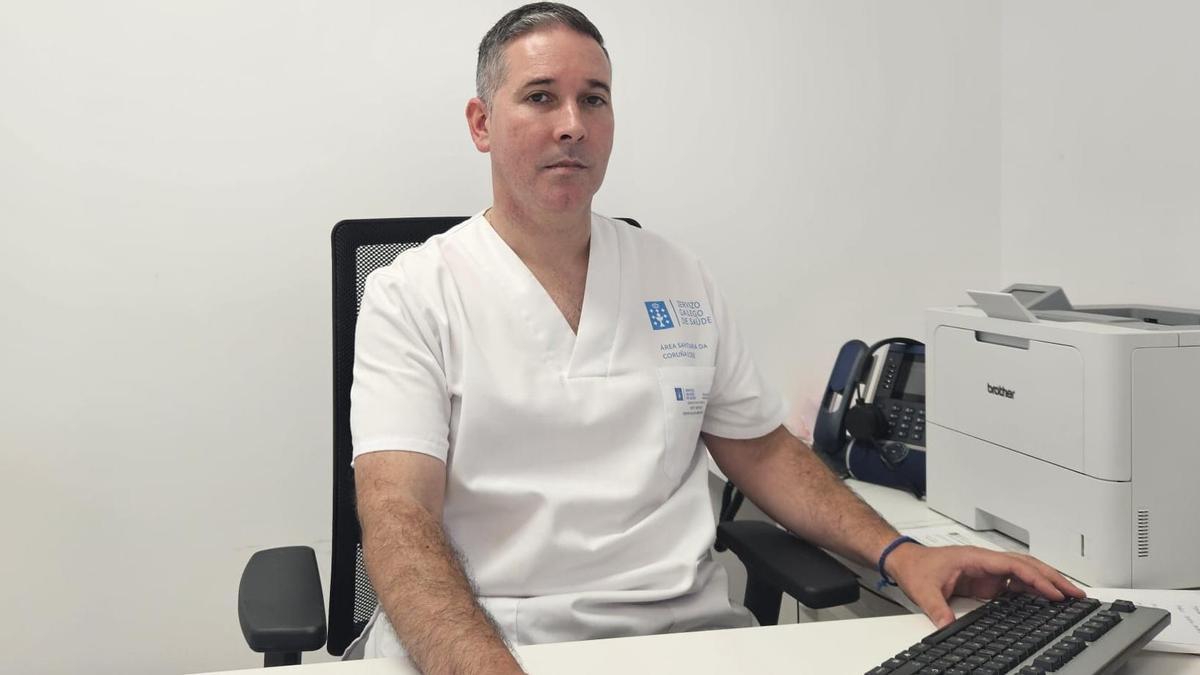 Sergio Novo, jefe de Servicio de Atención Primaria de Abegondo: "Ahora tenemos un centro médico como Dios manda, pero seguimos necesitando más sanitarios"