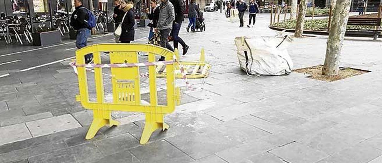 Los arreglos en la plaza de España son permanentes.