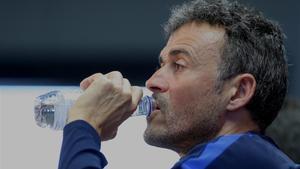 Comment: Its not disrespectful to criticise Barça boss Luis Enrique