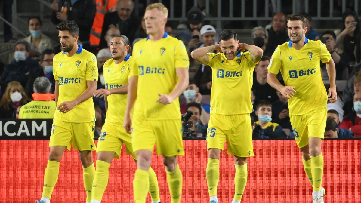 El Cádiz, victorioso en el Camp Nou