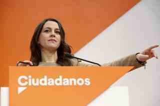 Arrimadas competirá con tres candidatos en las primarias de Ciutadans