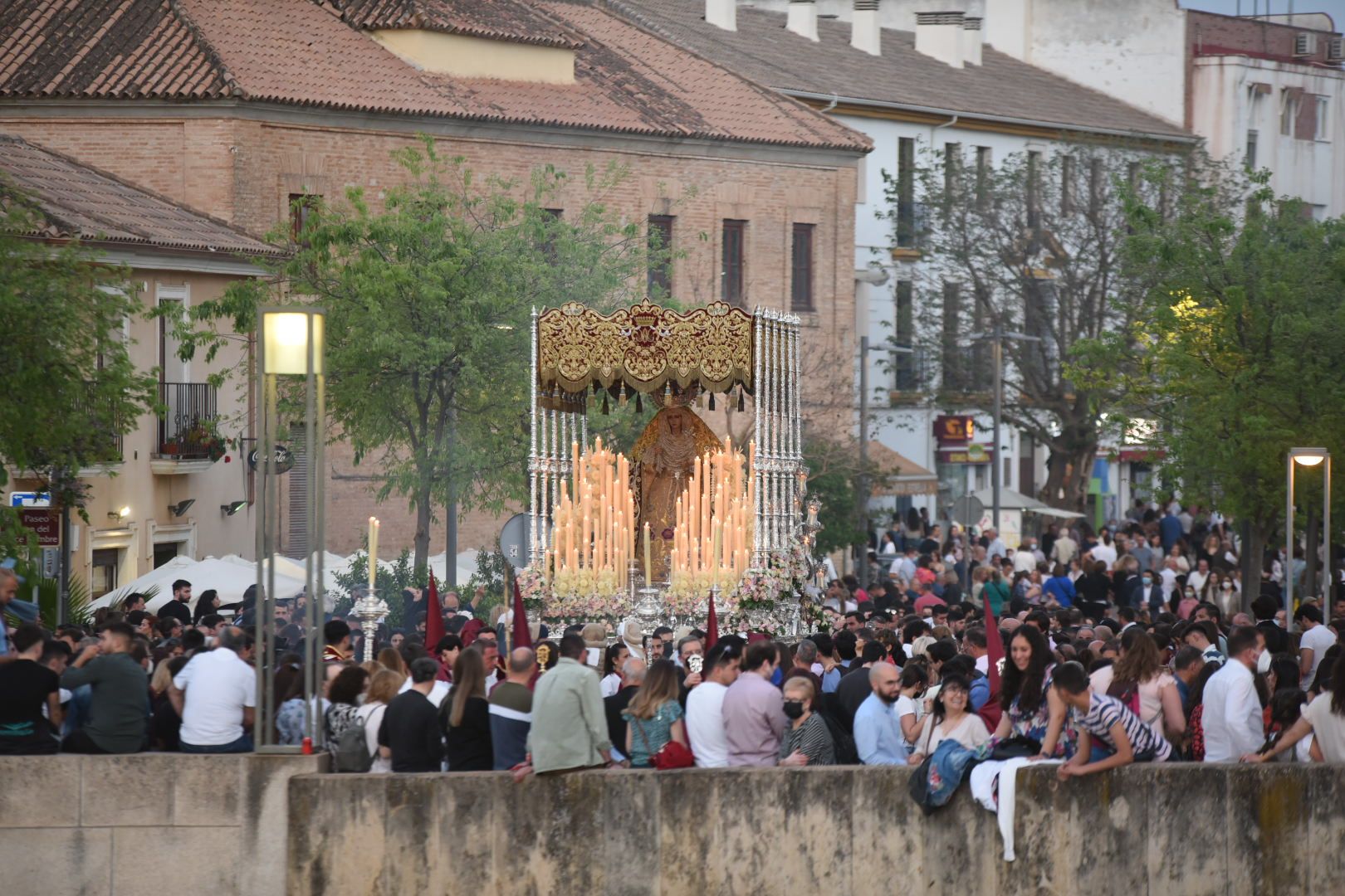 El Descendimiento entre dos orillas