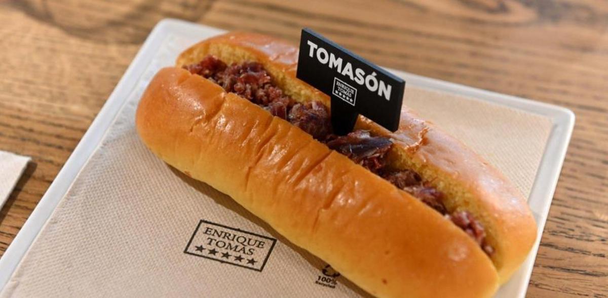 Tomasón, el hot dog de Enrique Tomás.