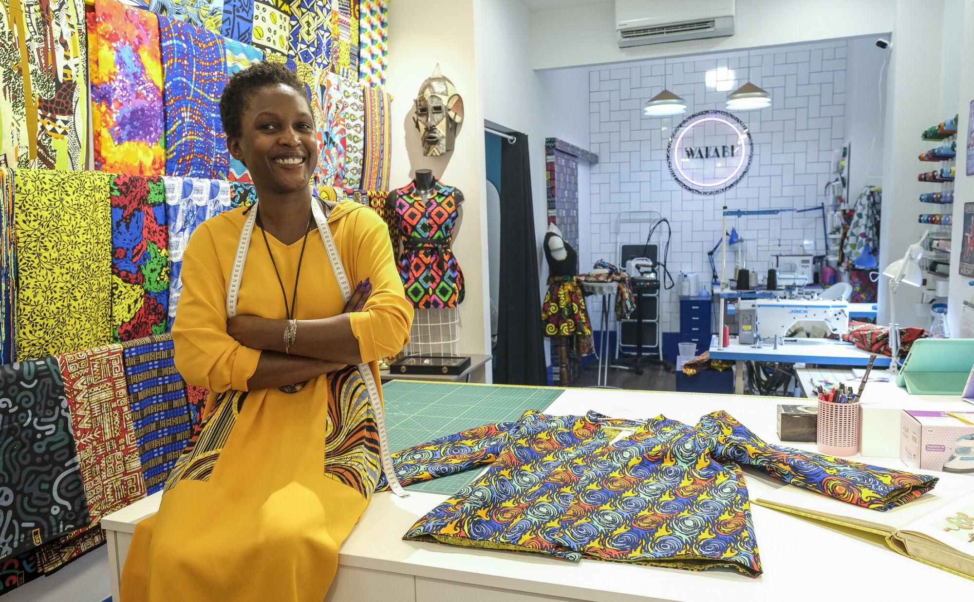 Comercio de ropa africana Wakabi Designs