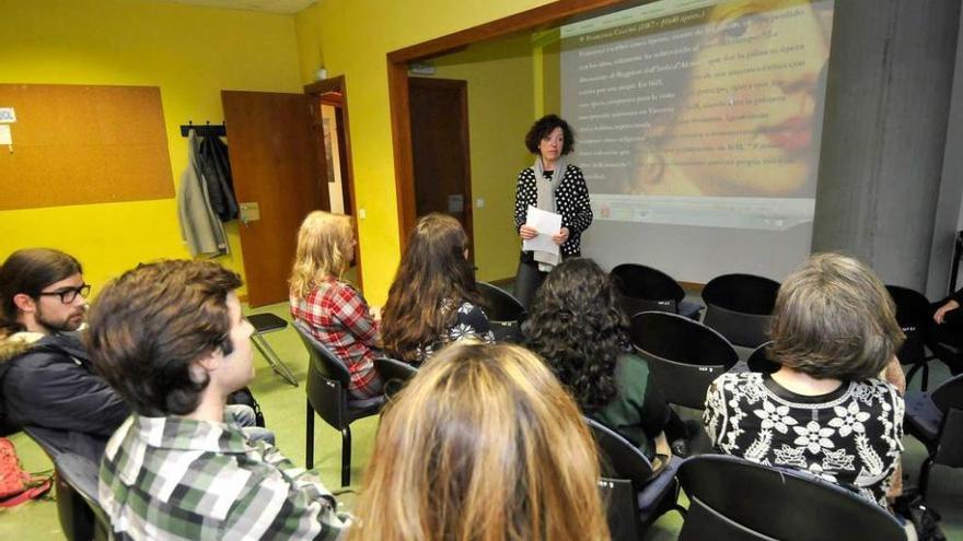 El Conservatorio acoge una charla para celebrar el Día de la Mujer