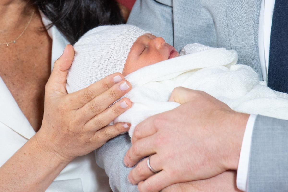 Primera imagen del bebé de Meghan Markle y el príncipe Harry
