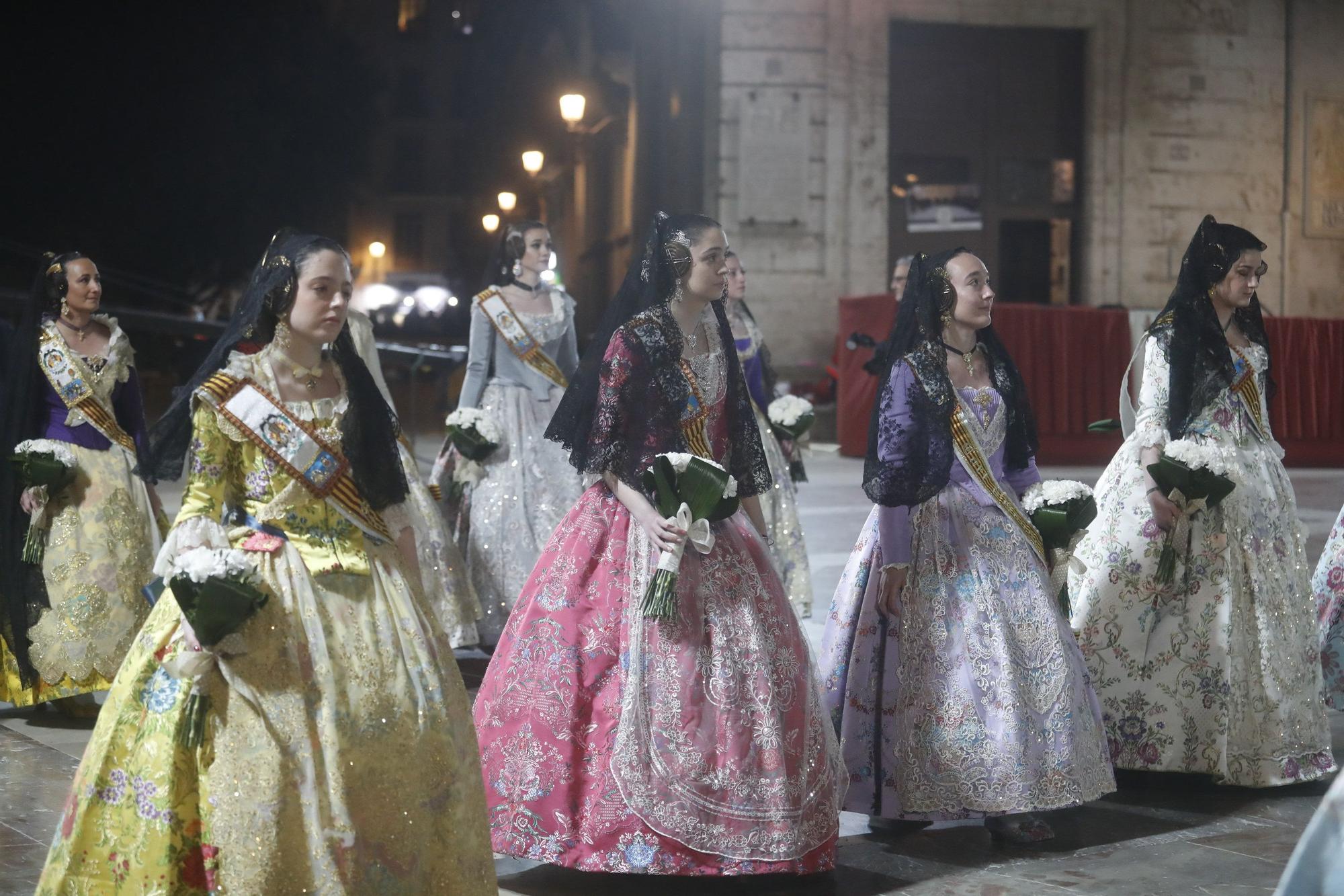 Búscate en la Ofrenda por la calle de la Paz (entre 20.00 y 21. 00 horas)