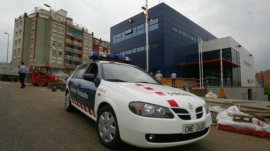 Muere un bebé de 13 meses al caer desde una tercera planta