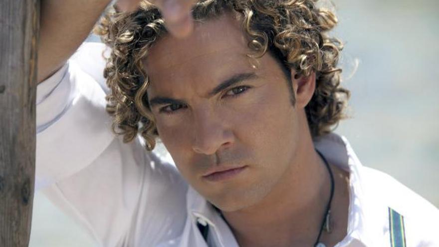 David Bisbal visita el plató de &#039;Divendres&#039;