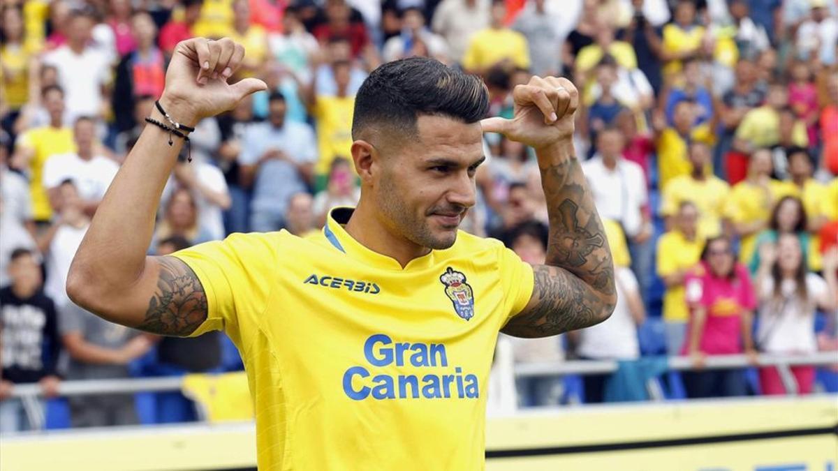 Vitolo escuchará en dos ocasiones el sentir del sevillismo