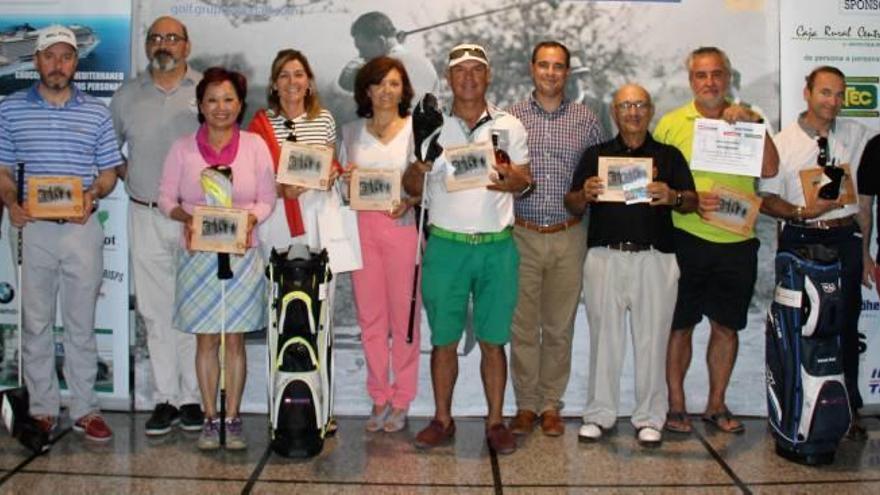 Grupo de clasificados del campo de Bonalba.