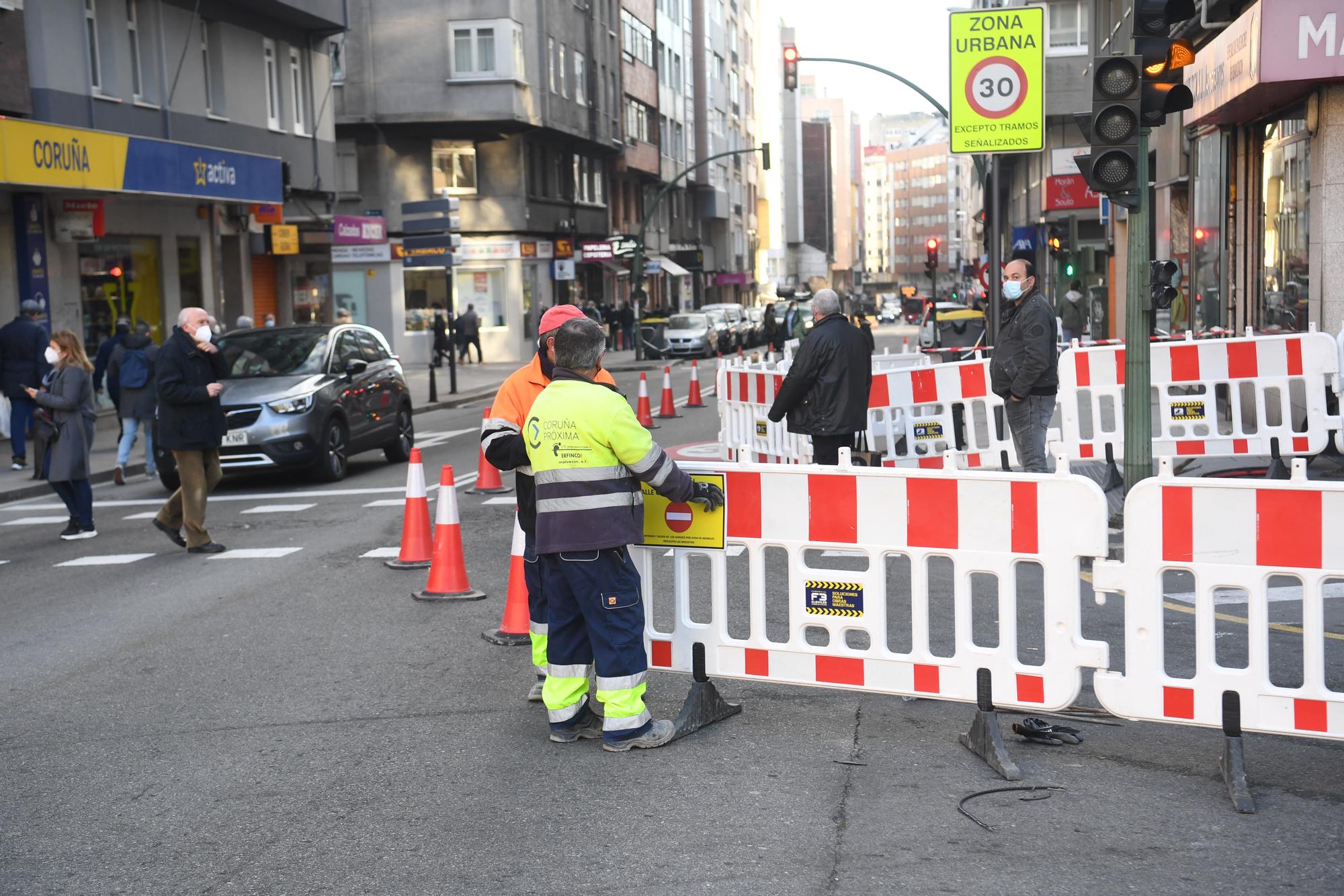 Un tramo de la avenida de Fisterra estará cortado en sentido entrada durante más de dos semanas