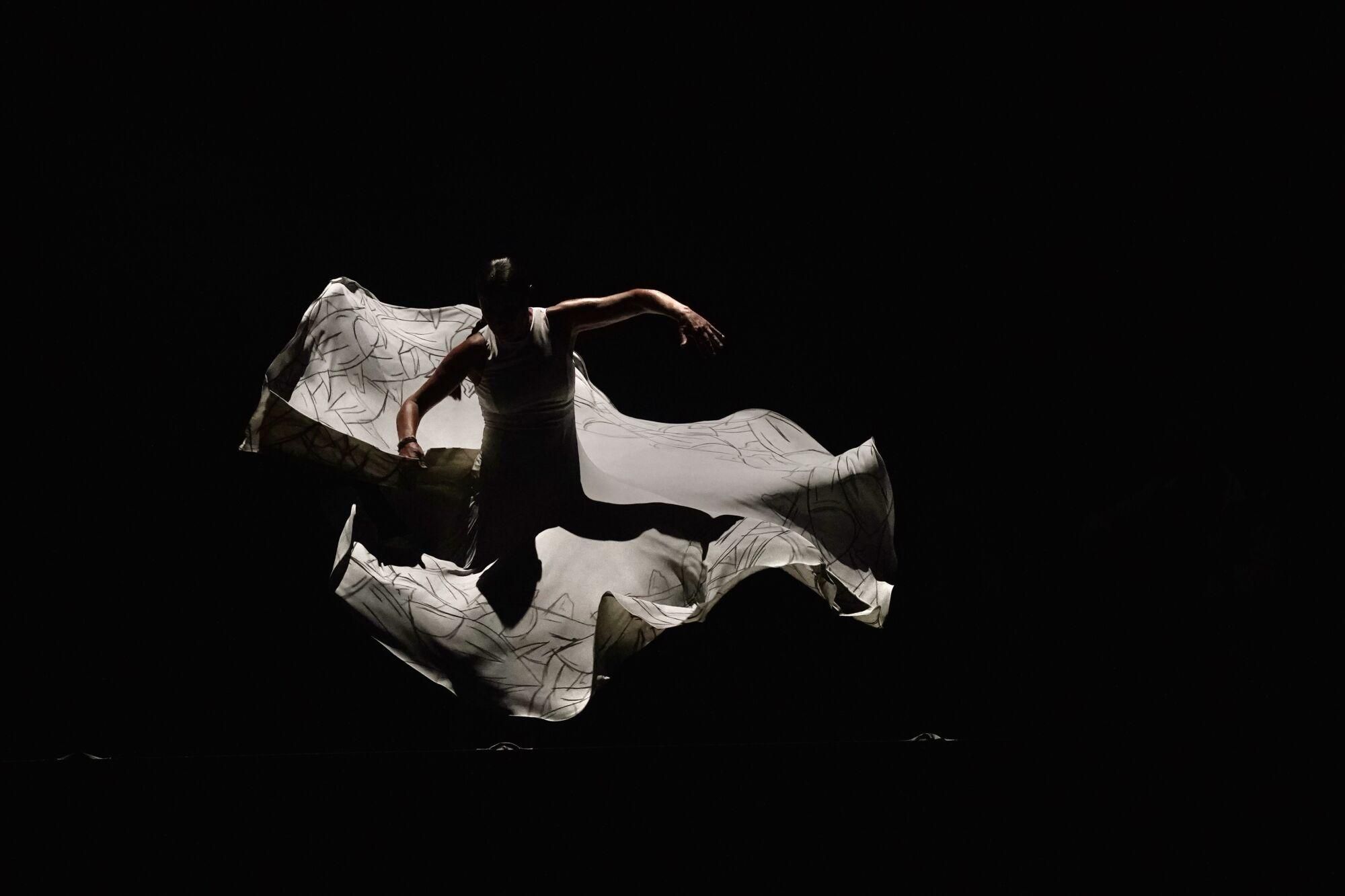 La bailaora gaditana, Sara Baras, durante su espectáculo “Sara Baras, a Paco de Lucía”, Vuela