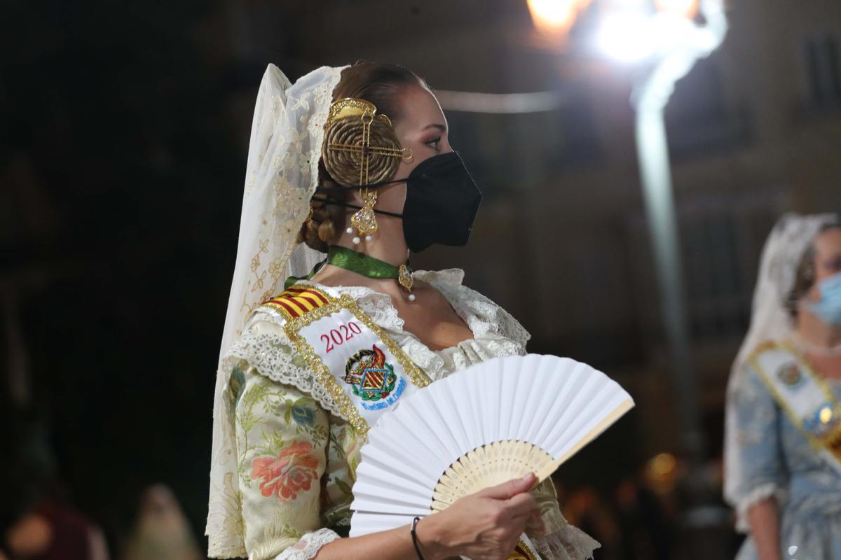 Búscate en el primer día de Ofrenda, 3 de septiembre, en la entrada por la calle Caballeros desde las 22.00 a 23.00