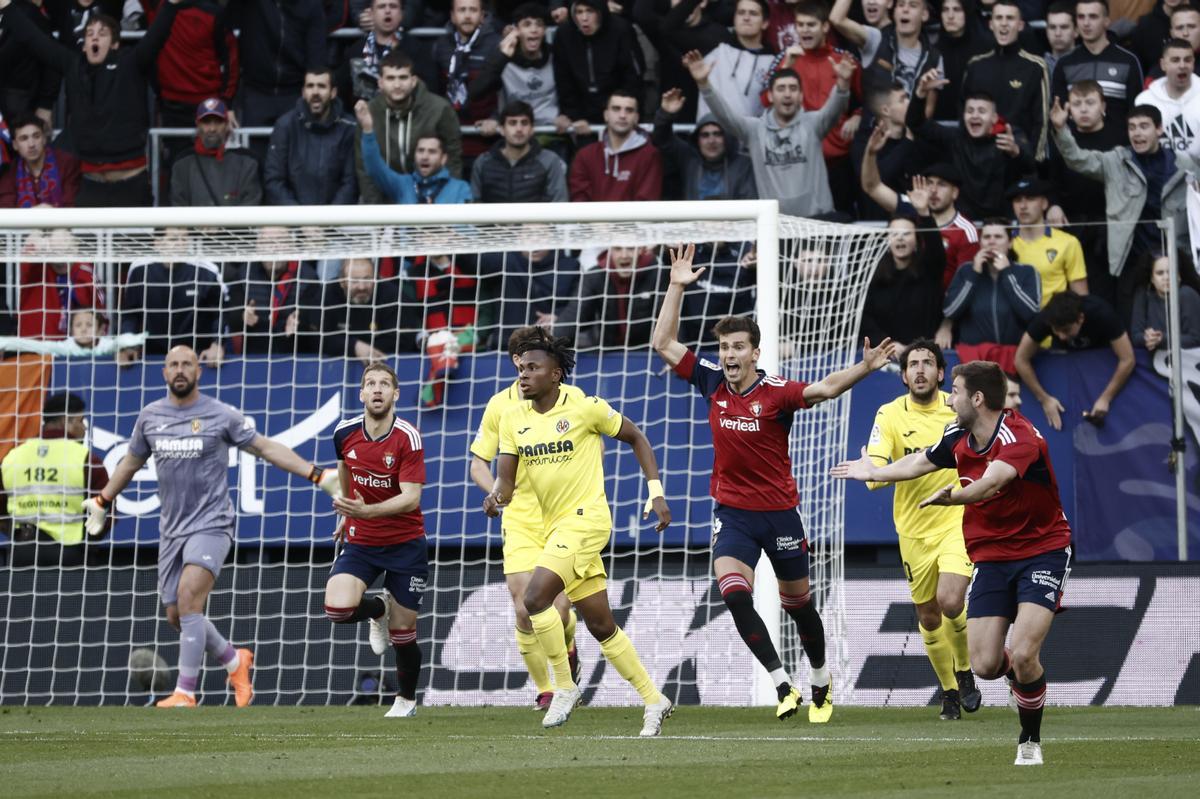 Imagen del duelo entre el Osasuna y el Villareal CF.