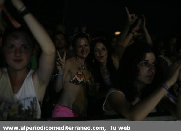 EL PÚBLICO DEL ARENAL SOUND VIBRA CON LA PRIMERA NOCHE DE ACTUACIONES MUSICALES