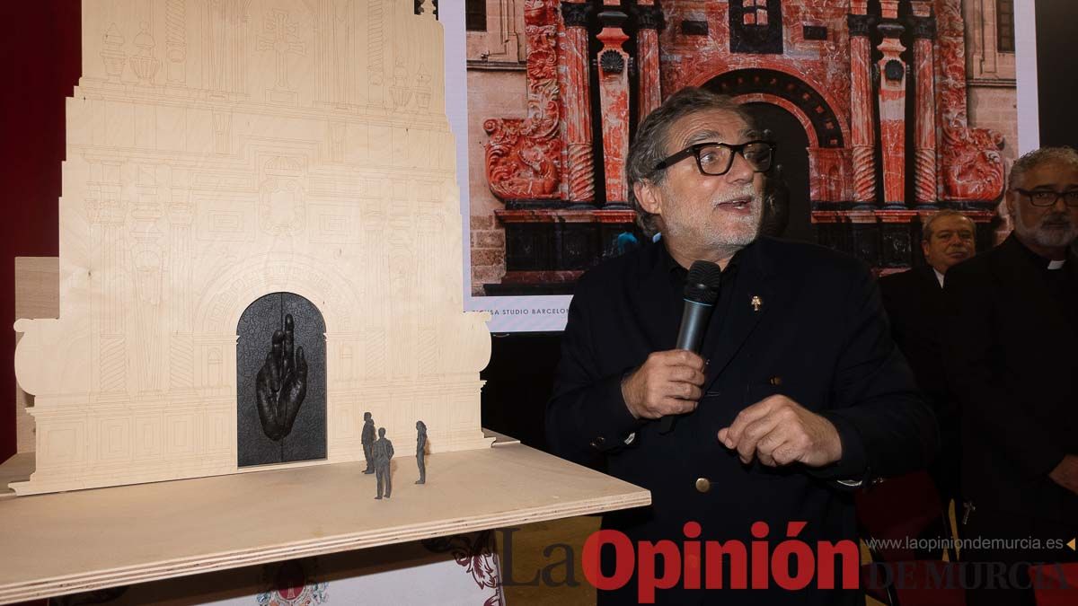 Así fue la presentación de la ‘Puerta del Alma’ de Jaume Blensa en Caravaca