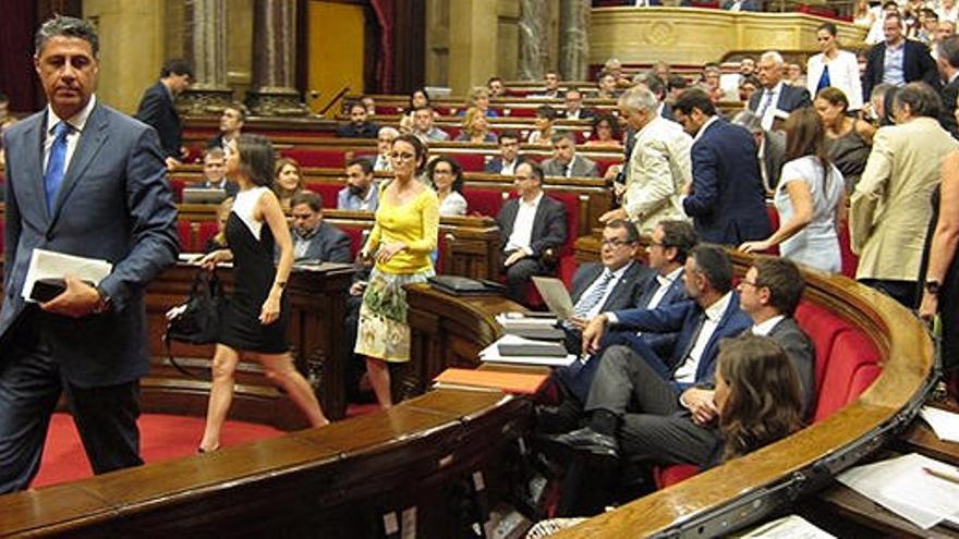 El Parlament aprueba el plan de &#039;desconexión&#039; de Cataluña