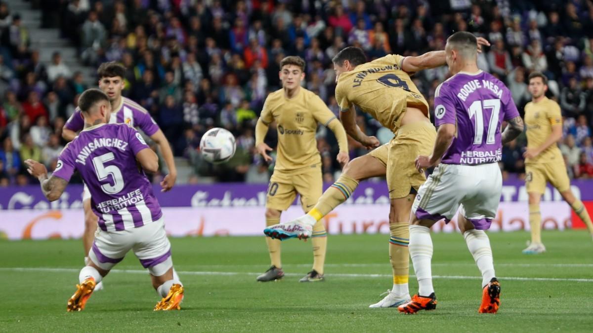 Lewandowski dispara ante el Valladolid