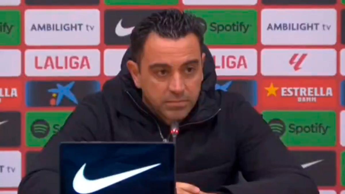 Xavi, sobre su futuro: Mejor esta situación que tener que echar al entrenador